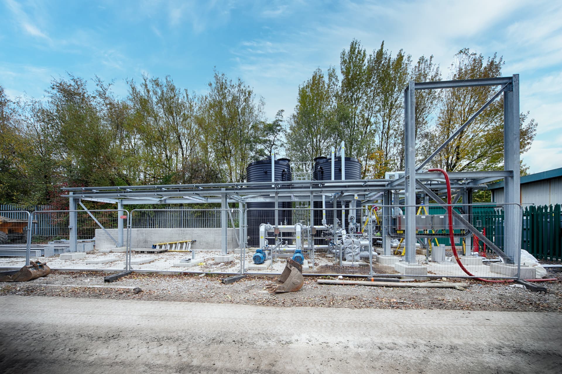 Perspex, Darwen — External steelwork supporting process services