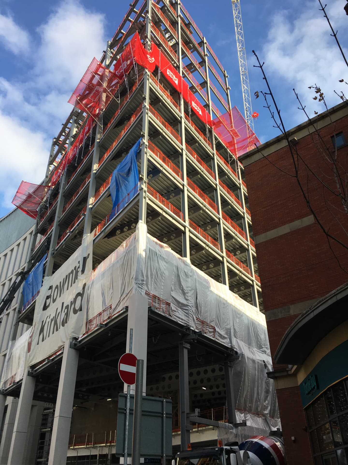 Landmark, Manchester — Steel frame and metal decking under construction